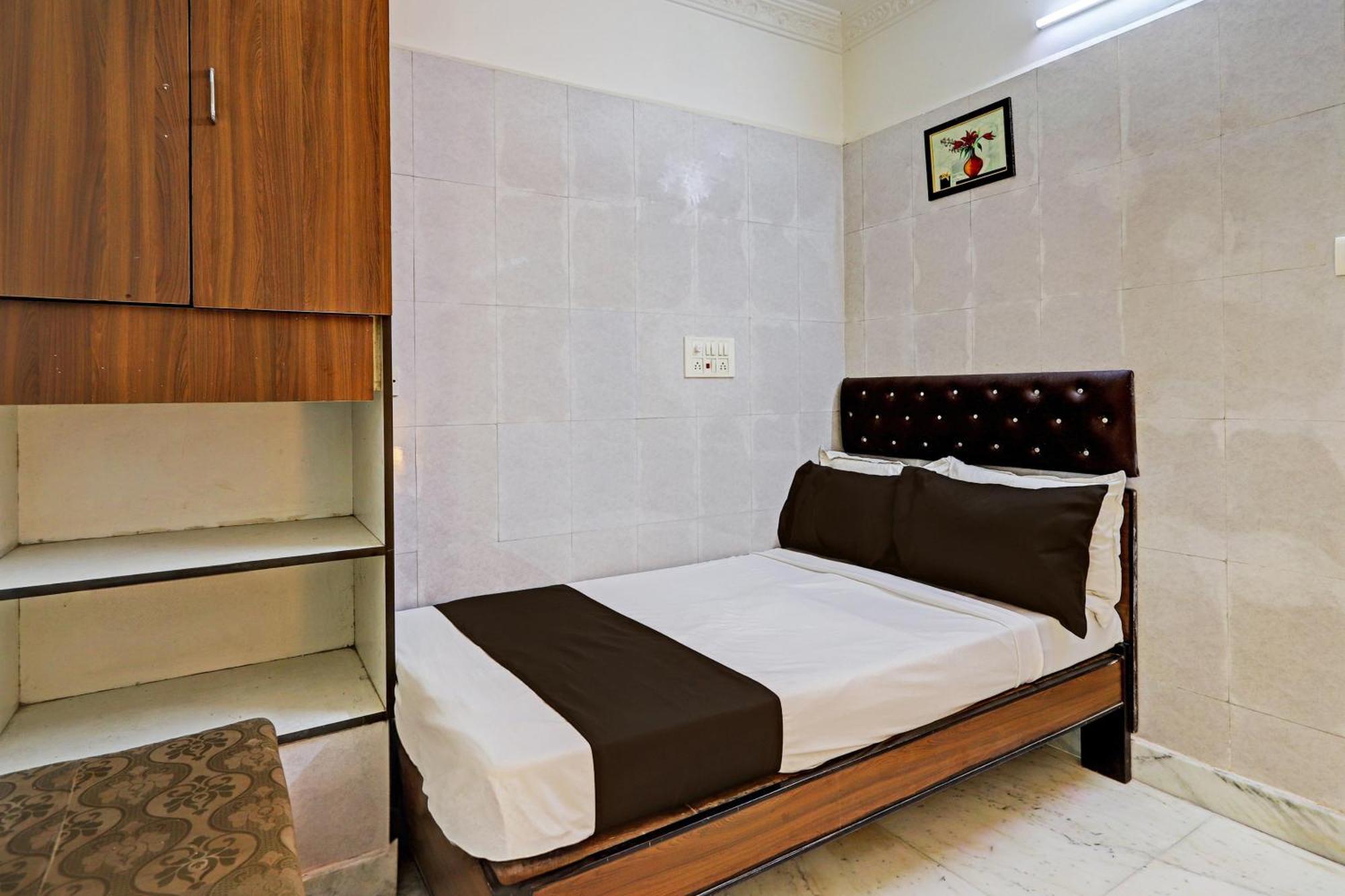 Hotel O Golden Pride Шамшабад Екстериор снимка