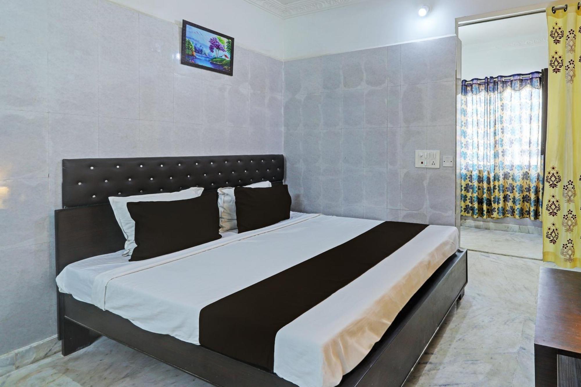 Hotel O Golden Pride Шамшабад Екстериор снимка